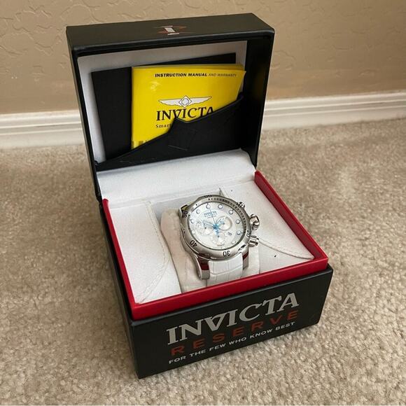 Invicta Other - New Invicta Reserve Venom 22007 Limited Edition White Leather Swiss Quartz Watch